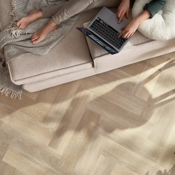 Arbiton Amaron Herringbone Dearwood Oak Floor - Image 3