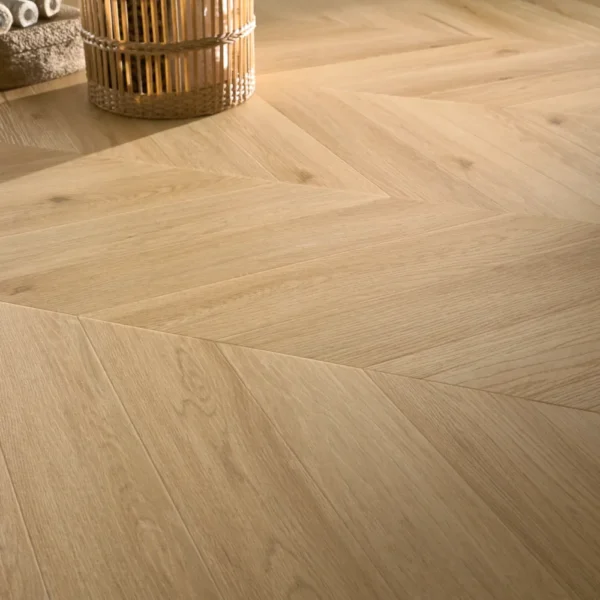 Arbiton Amaron Chevron Yankee Oak Floor - Image 4